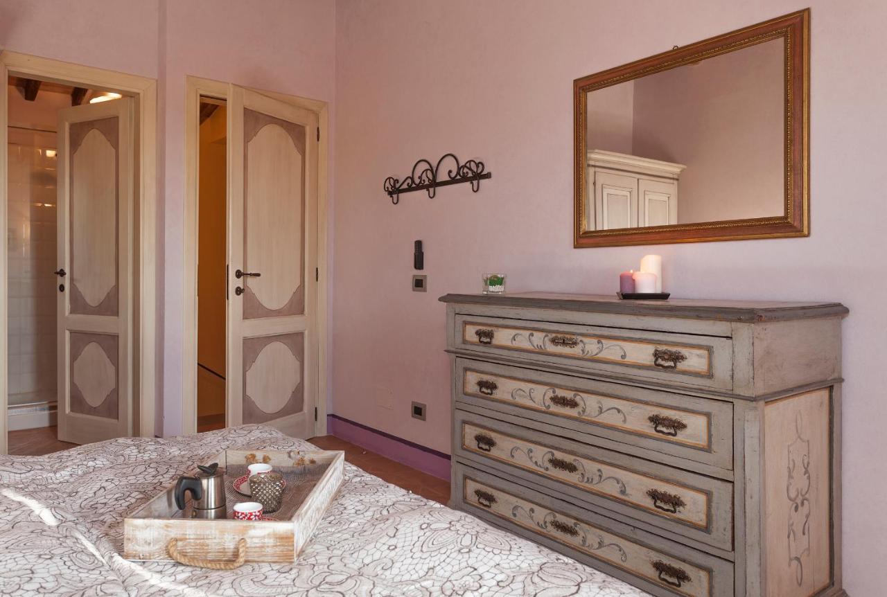 La Casa Di Thea - Flo Apartments อิมปรูเนตา ภายนอก รูปภาพ